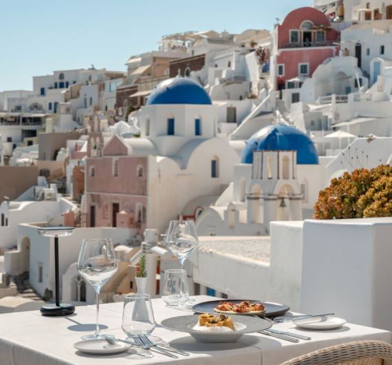 Art Maisons - Oia - Santorini