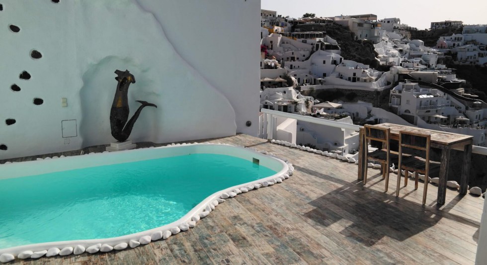 Santorini hotel