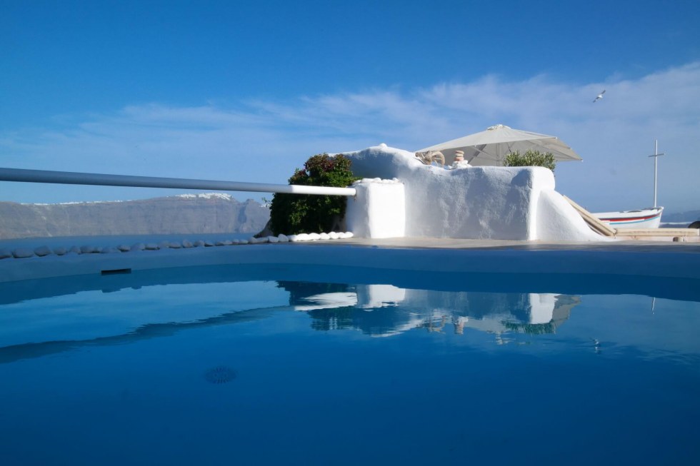 Santorini pool view